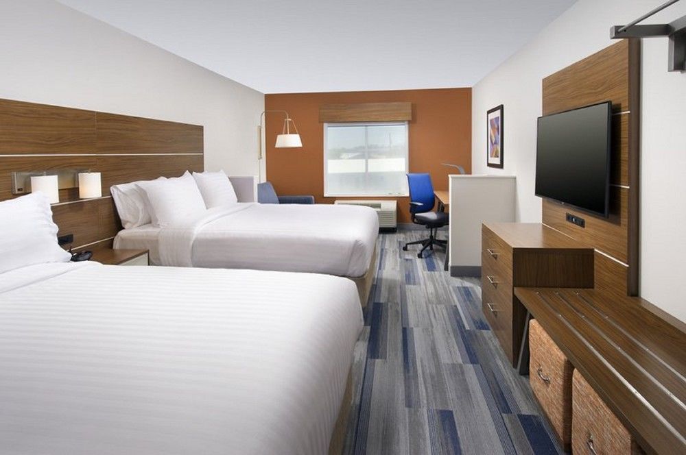 Holiday Inn Express & Suites Greenwood Mall By Ihg Exterior foto